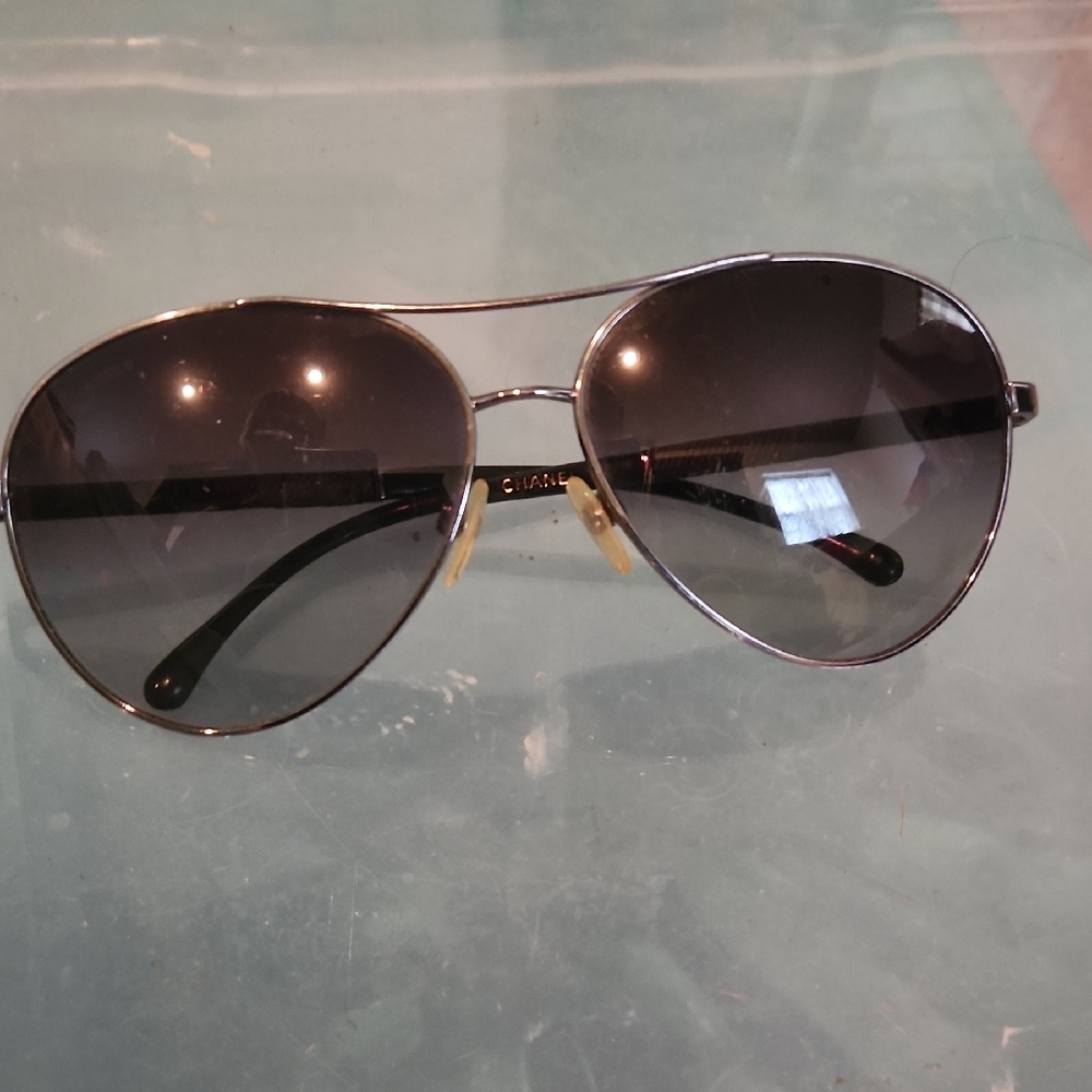 CHANEL Aviator Sunglasses